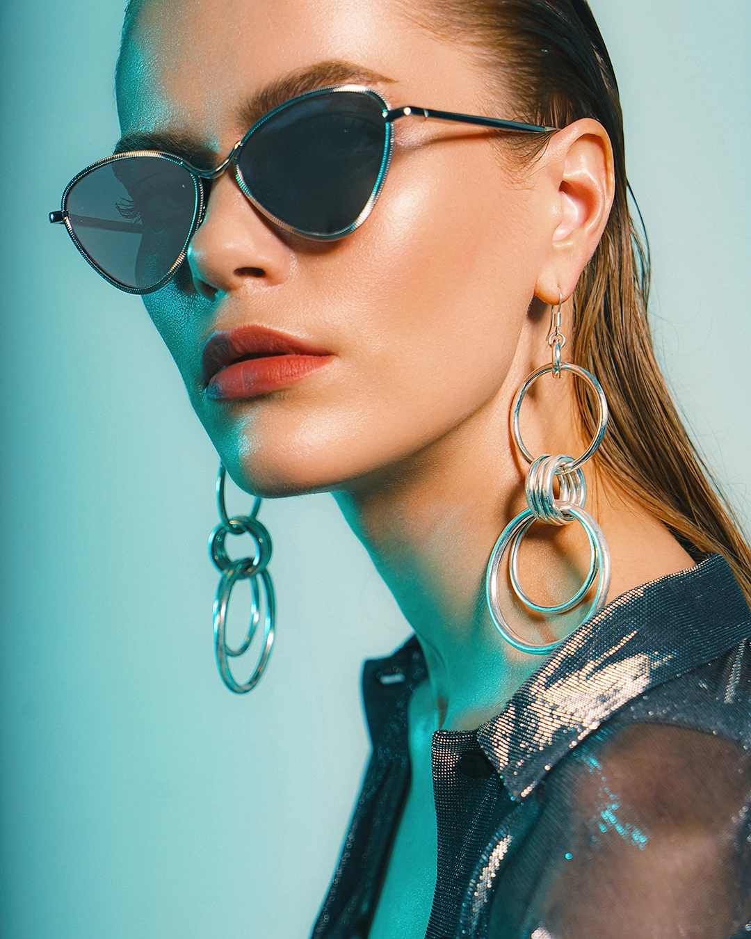 Model portrait with retouching focused on color balance and harmony